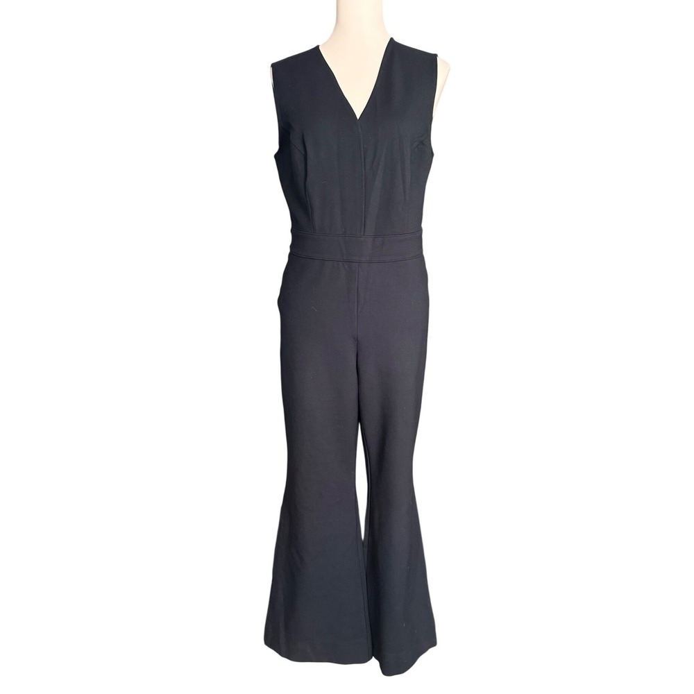 Black‎ Sleeveless V-Neck Wide Leg Jumpsuit with Pockets and Back Zipper